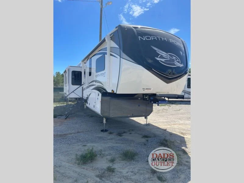 New 2024 Jayco North Point 390CKDS